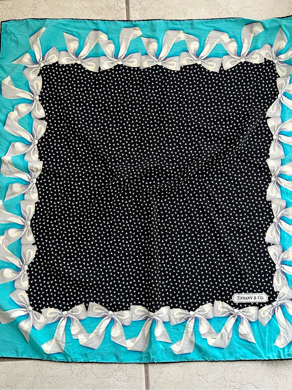 TIFFANY & CO. 1986 Tiffany Blue/Black Bows 100% SILK RIBBON SCARF 17” x 17” sq.
